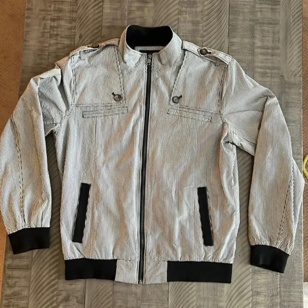 21 Men Black/White Check Jacket-Size Large‎